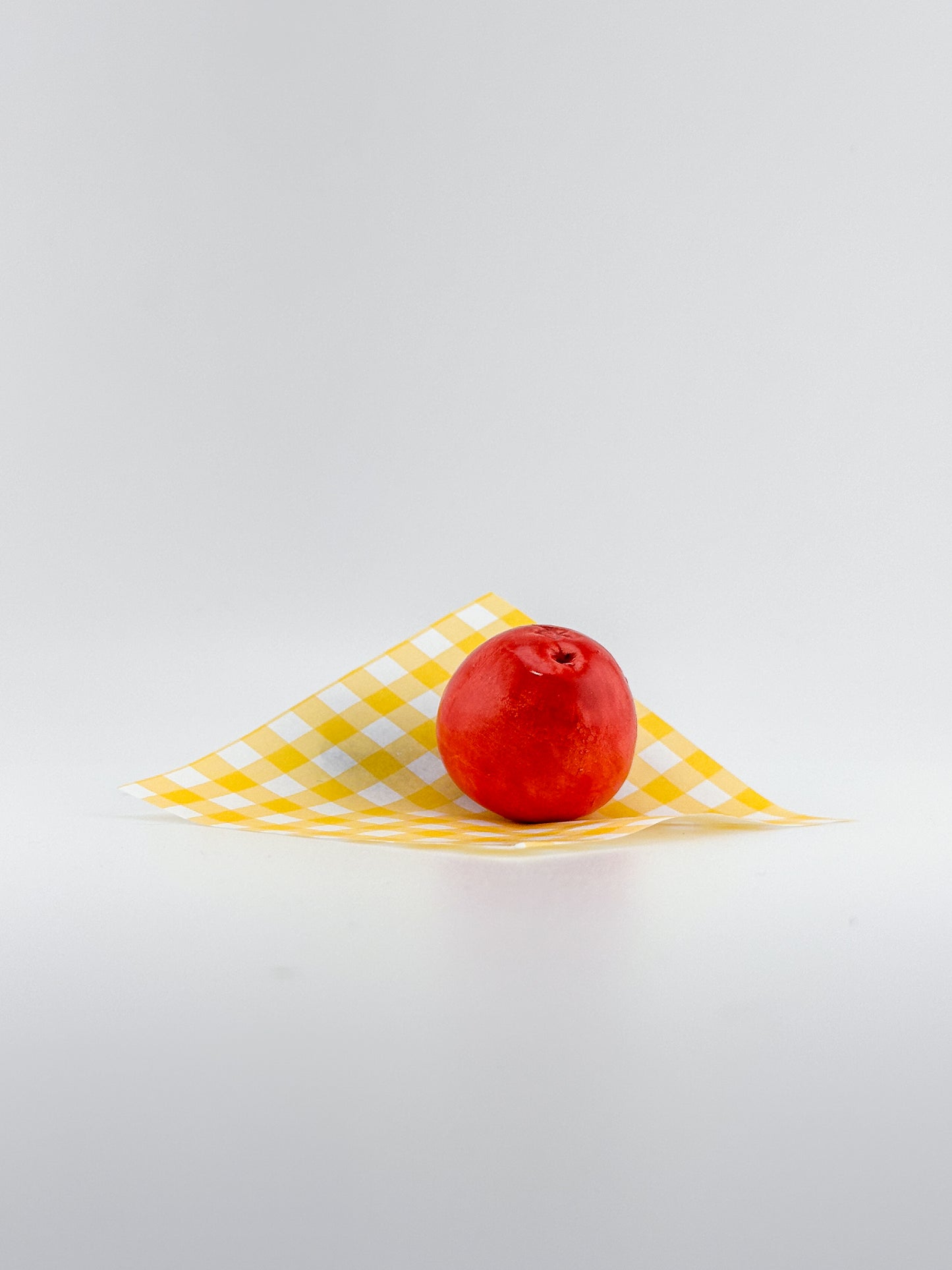 Brandywine Red Tomato / Miniature Heirloom / Red