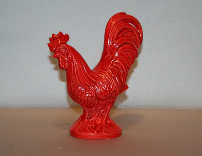 Red Rooster Looking Around