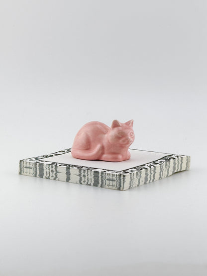 Little Loaf Cat / Light Pink