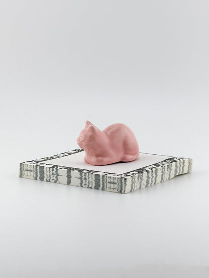 Little Loaf Cat / Light Pink