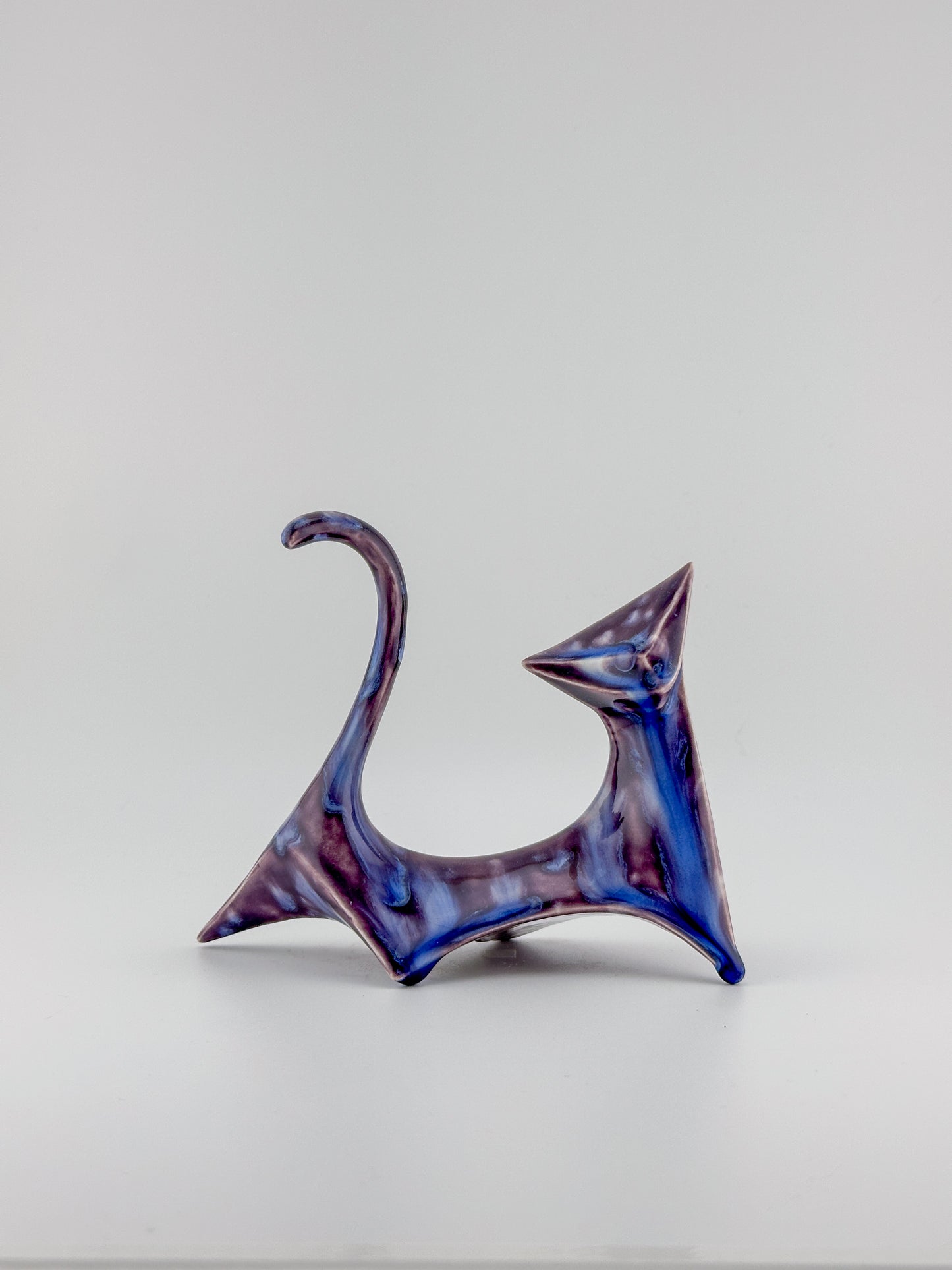 Modern Cat / Purple Crystal DRIP / Left