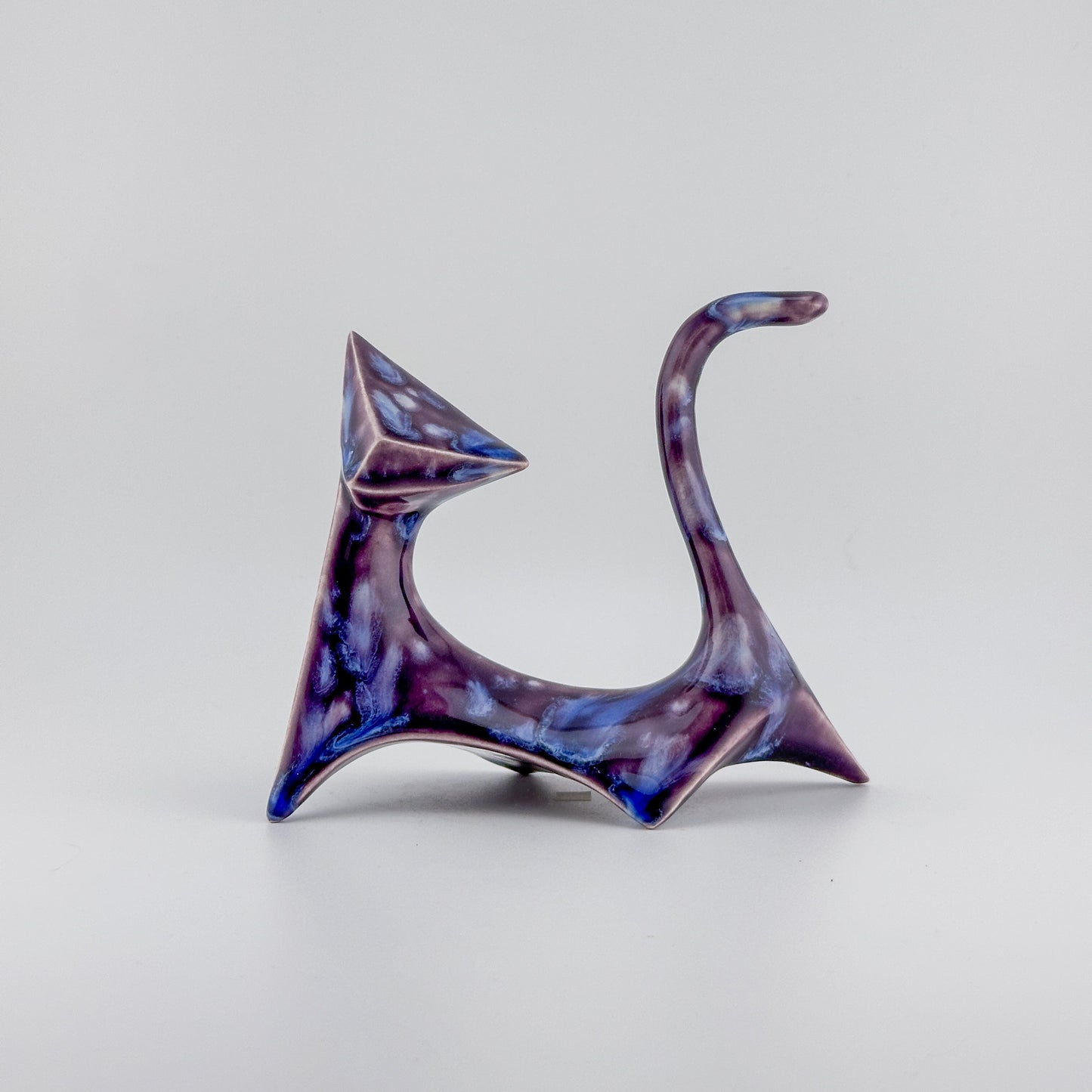 Modern Cat / Purple Crystal DRIP / Right